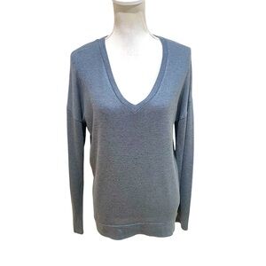 Dex gray deep v lightweight casual high low hem long sleeve top size medium